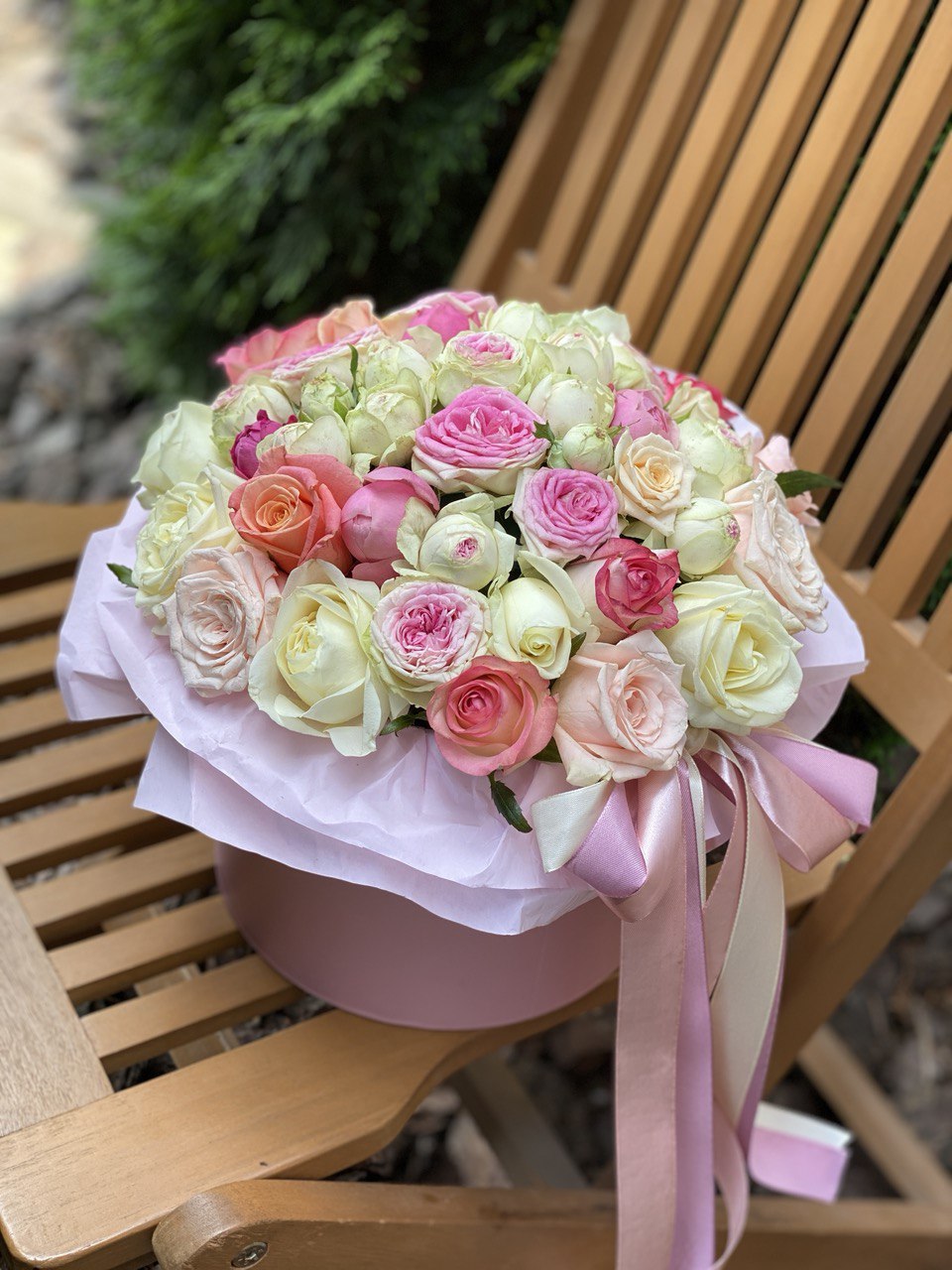 Hutbox M (Weiß, Rosa)
