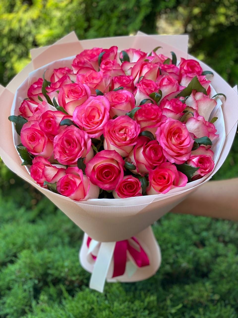 39 Rosen Jumilia