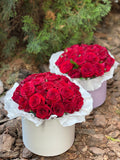 Blumen in der Hutbox M (Farbe Rot)