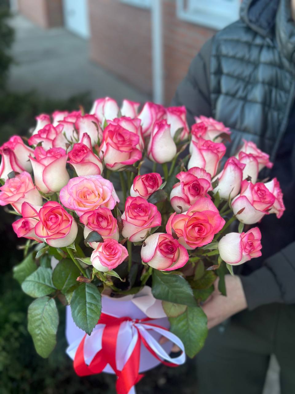 HutboxXL mit 39 Rosen (Sorte Jumilia)