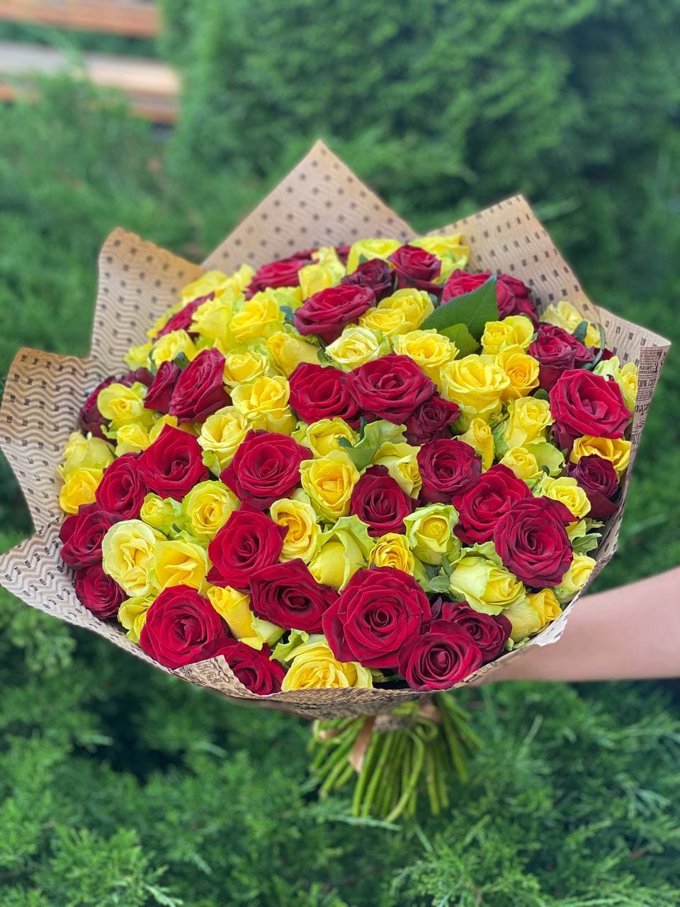 101 Rosen Gelbe und Grand Prix