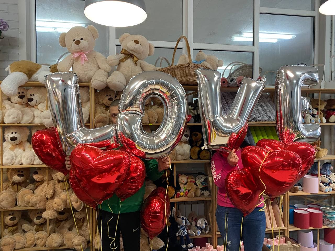 Set: Folienballons LOVE (70 cm) groß, Silber (nur Schriftzug)